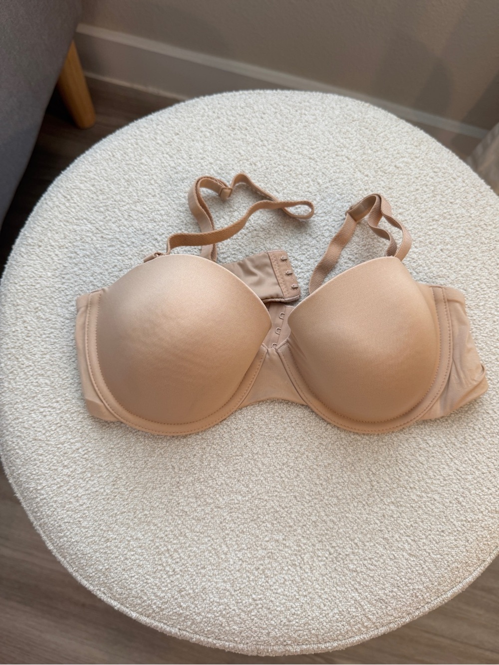 GapBody Strapless Convertible Bra size 34B
